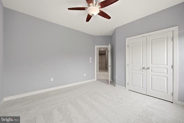 21054 HOODED CROW DR, Leesburg, VA 20175