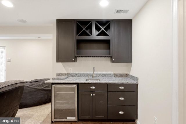 21054 HOODED CROW DR, Leesburg, VA 20175
