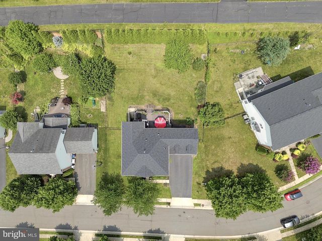 21054 HOODED CROW DR, Leesburg, VA 20175