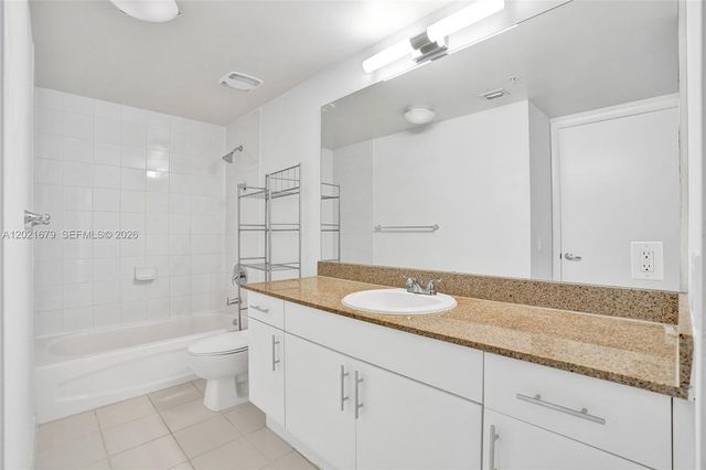 1861 NW S River Dr 1002, Miami, FL 33125