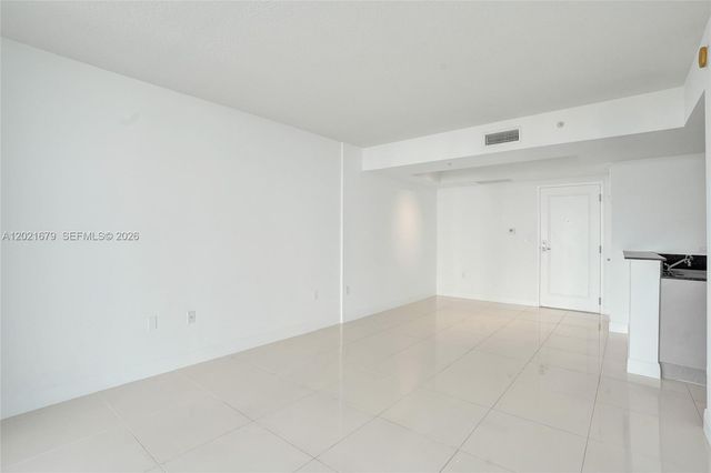 1861 NW S River Dr 1002, Miami, FL 33125
