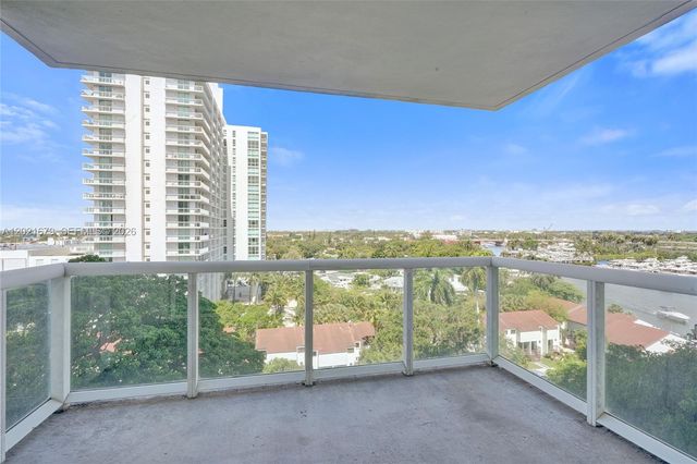 1861 NW S River Dr 1002, Miami, FL 33125