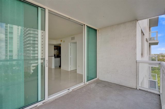 1861 NW S River Dr 1002, Miami, FL 33125