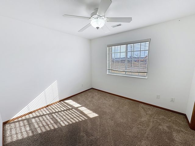 420 E Franklin Street 104, Eldridge, IA 52748