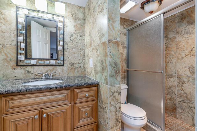 1407 Lake Shore Drive, 139, Columbus, OH 43204