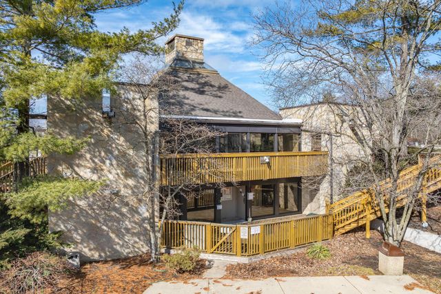 1407 Lake Shore Drive, 139, Columbus, OH 43204