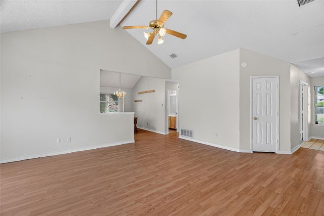 1001 Creek Valley Road, Mesquite, TX 75181