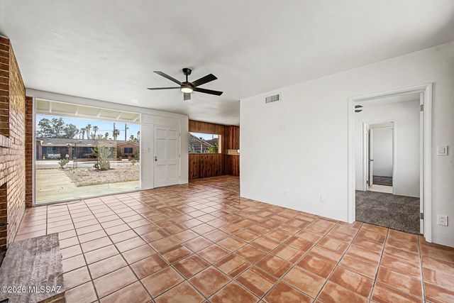 233 N Bentley Avenue, Tucson, AZ 85716