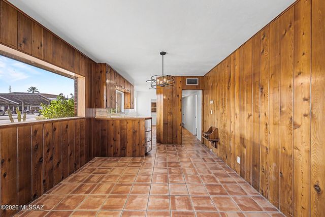 233 N Bentley Avenue, Tucson, AZ 85716