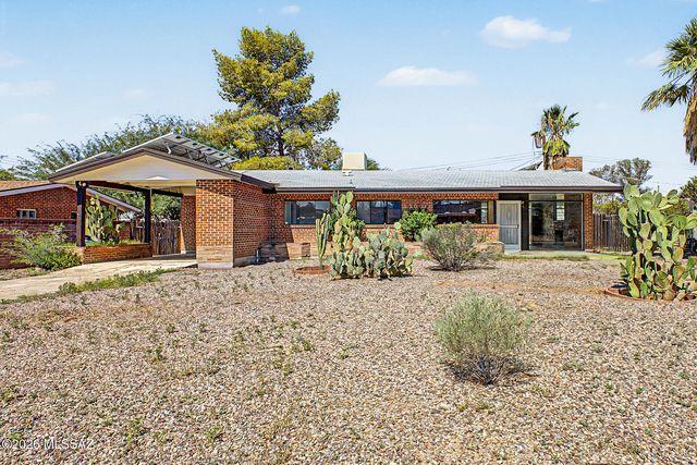 233 N Bentley Avenue, Tucson, AZ 85716