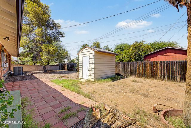 233 N Bentley Avenue, Tucson, AZ 85716