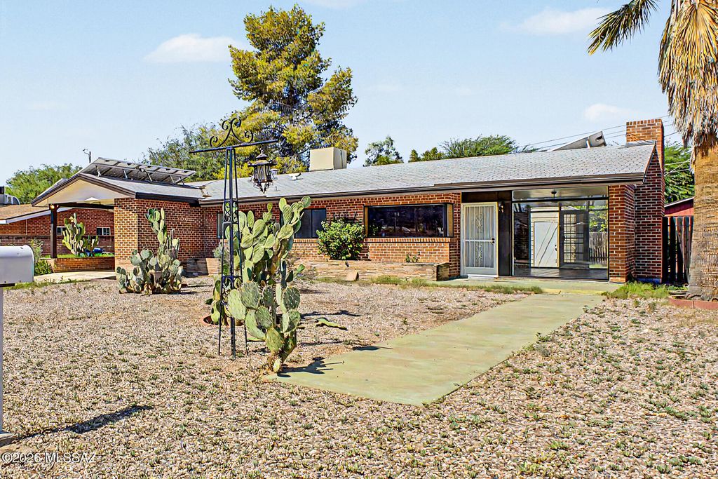 233 N Bentley Avenue, Tucson, AZ 85716
