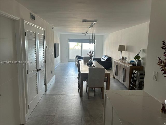 6725 Harding Ave 504, Miami Beach, FL 33141