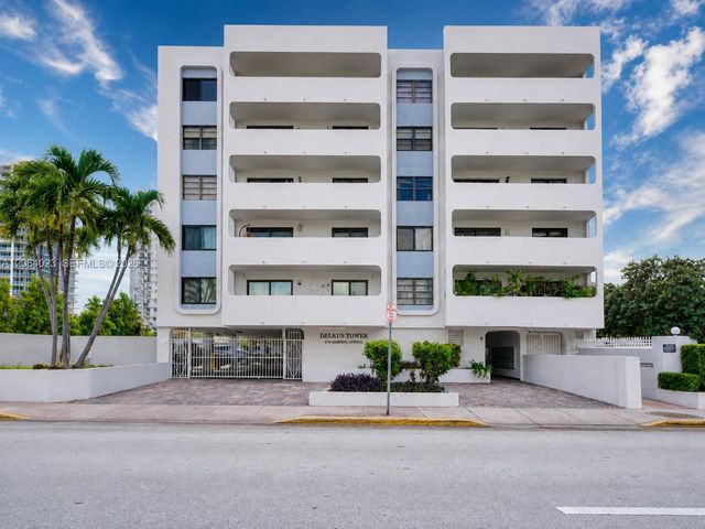 6725 Harding Ave 504, Miami Beach, FL 33141