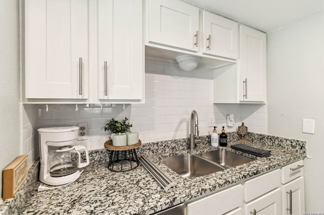 2514 MOSS BLUFF ST, San Antonio, TX 78232