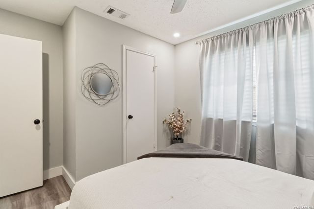 2514 MOSS BLUFF ST, San Antonio, TX 78232