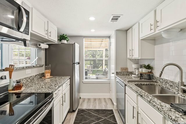 2514 MOSS BLUFF ST, San Antonio, TX 78232