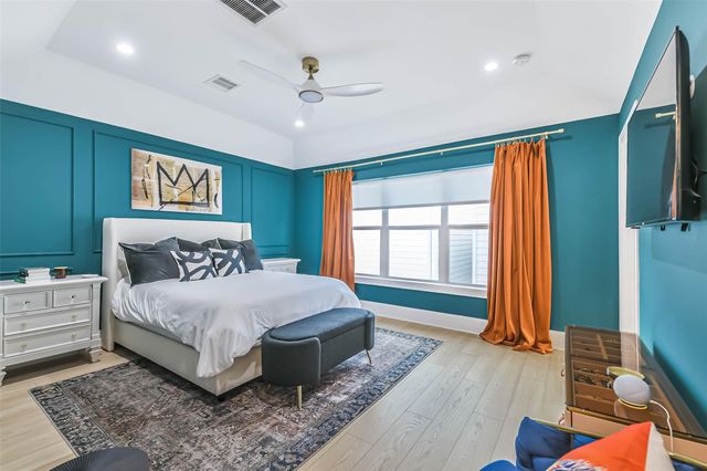 8816 Hollywood Garden Lane, Houston, TX 77080