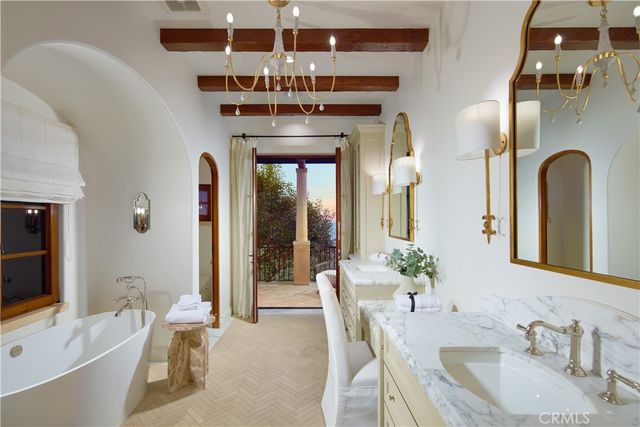 1302 Skyline Drive, Laguna Beach, CA 92651