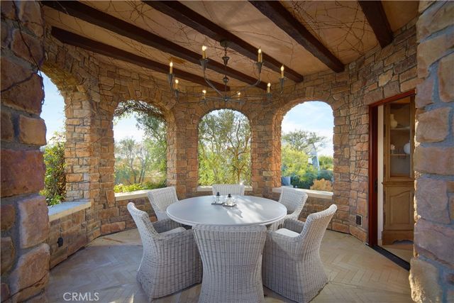 1302 Skyline Drive, Laguna Beach, CA 92651