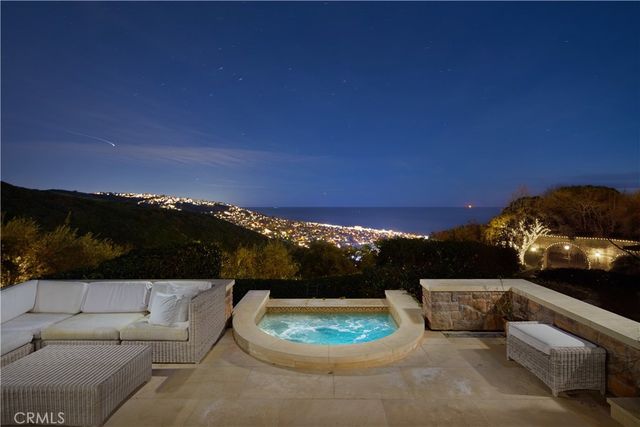 1302 Skyline Drive, Laguna Beach, CA 92651