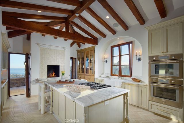 1302 Skyline Drive, Laguna Beach, CA 92651