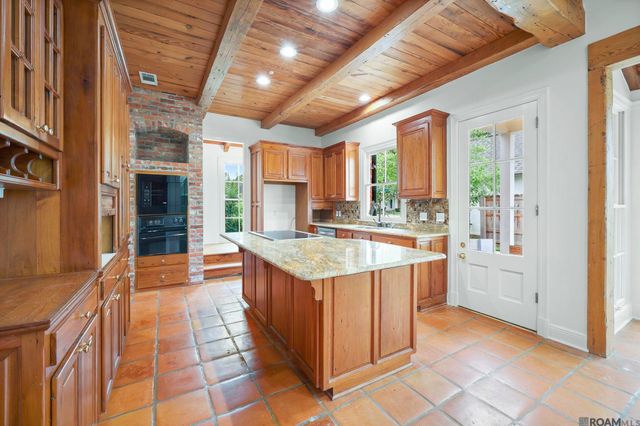 5515 N Pointer Ct, Baton Rouge, LA 70808
