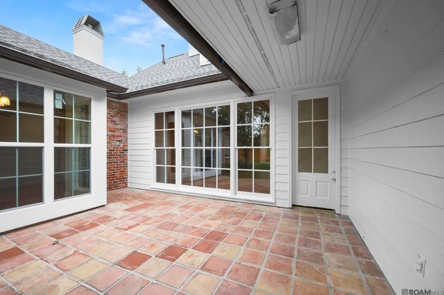 5515 N Pointer Ct, Baton Rouge, LA 70808