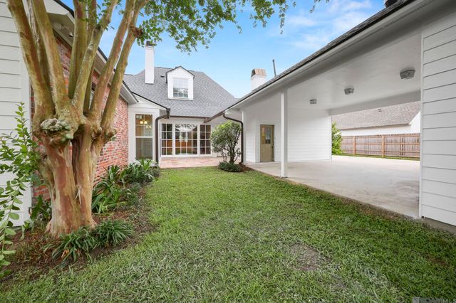 5515 N Pointer Ct, Baton Rouge, LA 70808