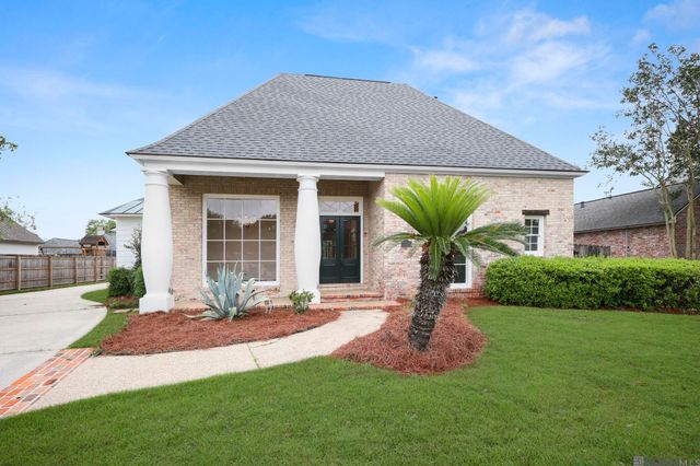 5515 N Pointer Ct, Baton Rouge, LA 70808