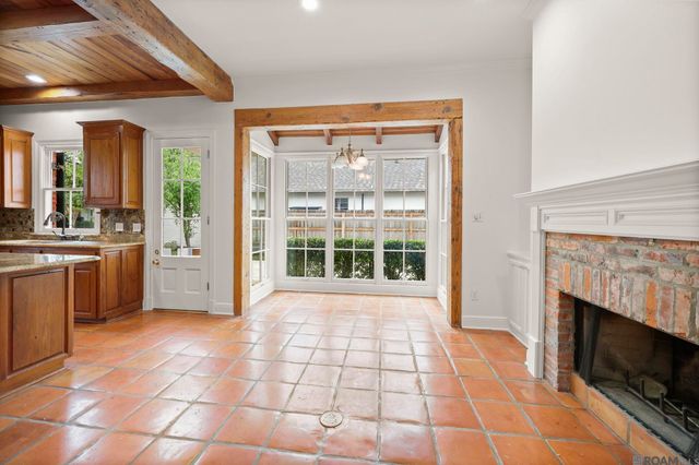 5515 N Pointer Ct, Baton Rouge, LA 70808