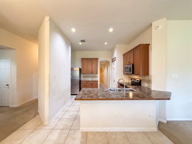 1435 Fleetwood Cove Drive, Grand Prairie, TX 75052