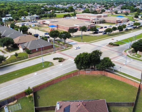 1435 Fleetwood Cove Drive, Grand Prairie, TX 75052