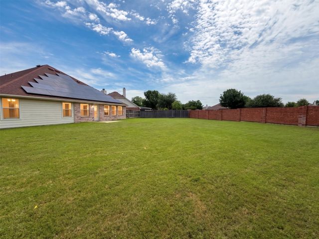 1435 Fleetwood Cove Drive, Grand Prairie, TX 75052