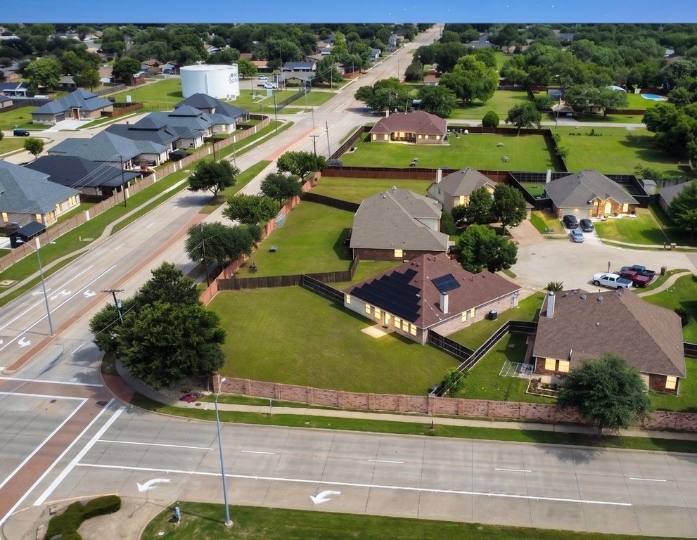 1435 Fleetwood Cove Drive, Grand Prairie, TX 75052