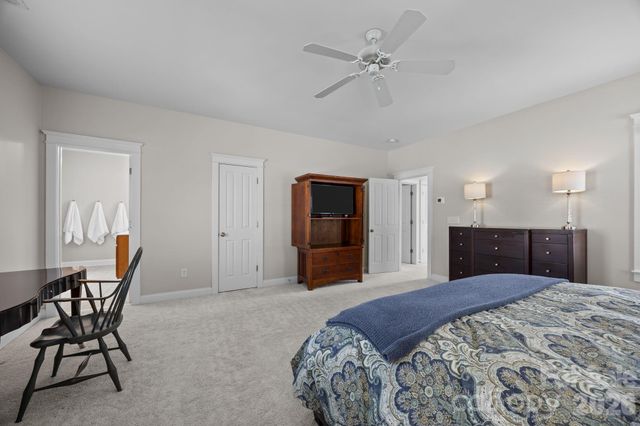 12725 James Blakeney Avenue, Charlotte, NC 28277