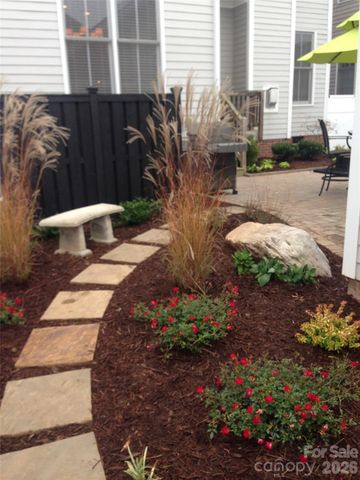 12725 James Blakeney Avenue, Charlotte, NC 28277