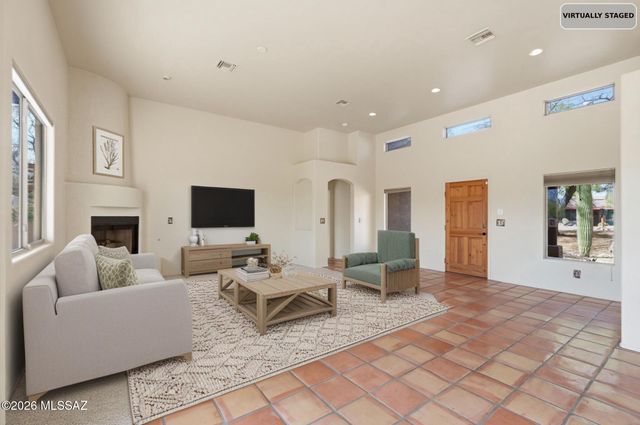 11230 N Placita Alameda Dorada, Tucson, AZ 85737