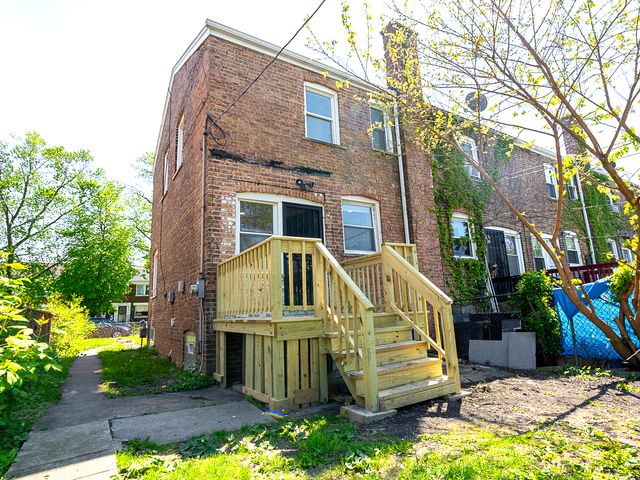 734 E 105th Street, Chicago, IL 60628