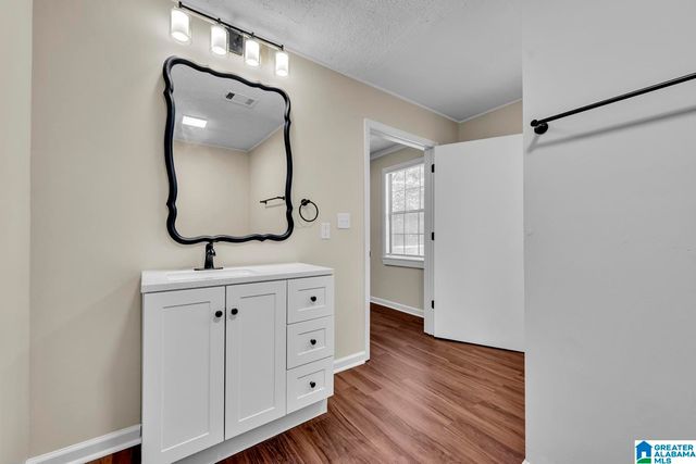1332 14TH PLACE SW, Birmingham, AL 35211