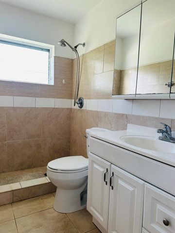 270 NW 10th Street, Boca Raton, FL 33432