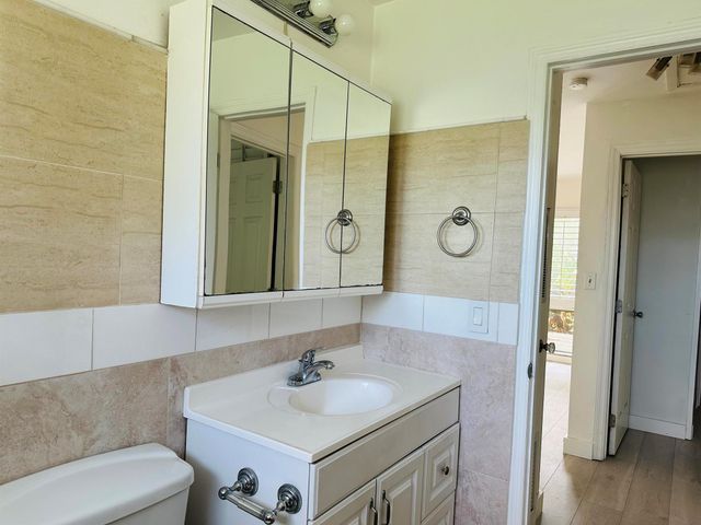 270 NW 10th Street, Boca Raton, FL 33432