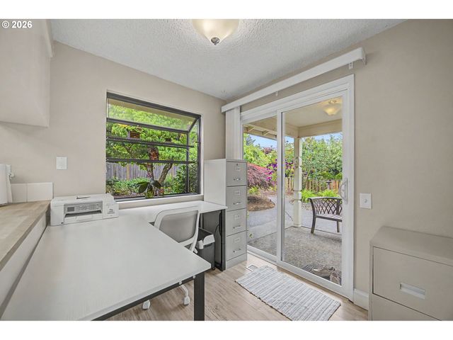 1837 Ne 148TH Pl, Portland, OR 97230