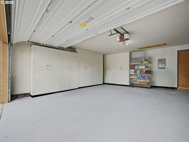 1837 Ne 148TH Pl, Portland, OR 97230