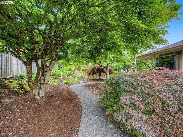 1837 Ne 148TH Pl, Portland, OR 97230