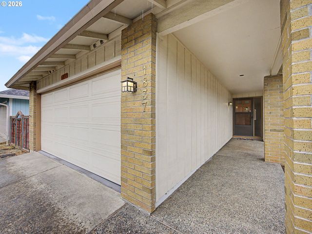 1837 Ne 148TH Pl, Portland, OR 97230