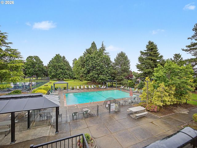 1837 Ne 148TH Pl, Portland, OR 97230