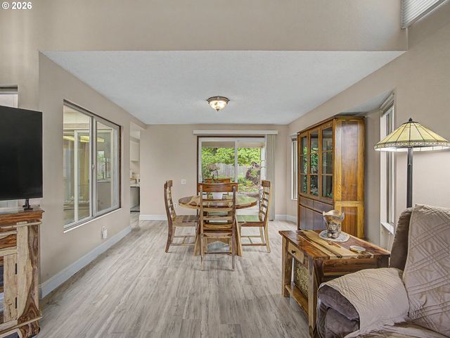 1837 Ne 148TH Pl, Portland, OR 97230
