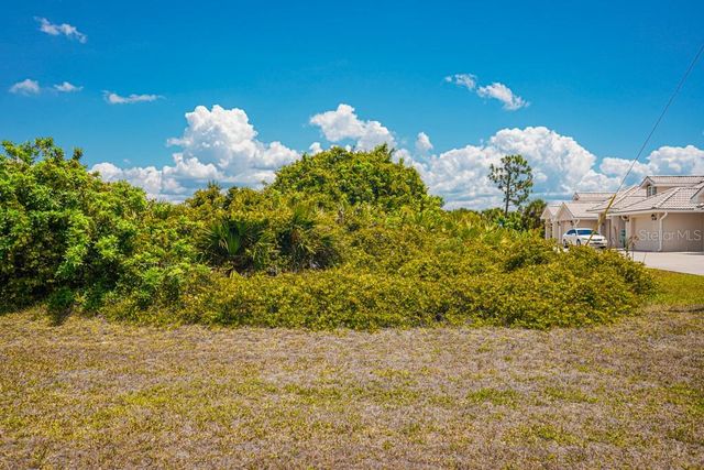 18 DONLON DRIVE, Rotonda West, FL 33947
