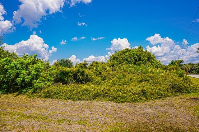 18 DONLON DRIVE, Rotonda West, FL 33947